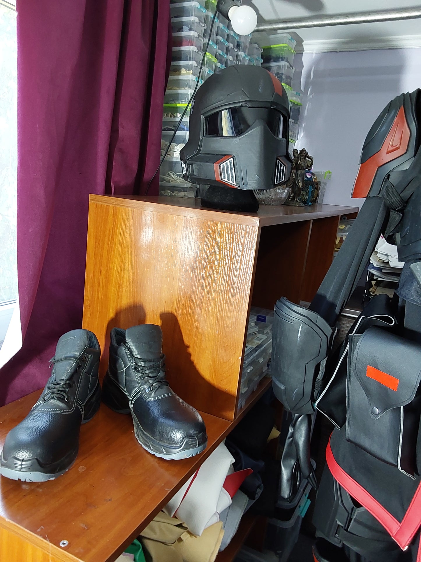 Armoured outfit from Helldivers II red version