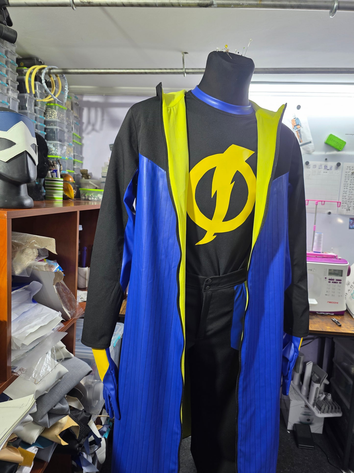 Static shock cosplay outfit / cosplay / comix cosplay / hand made cosplay / custom made cosplay