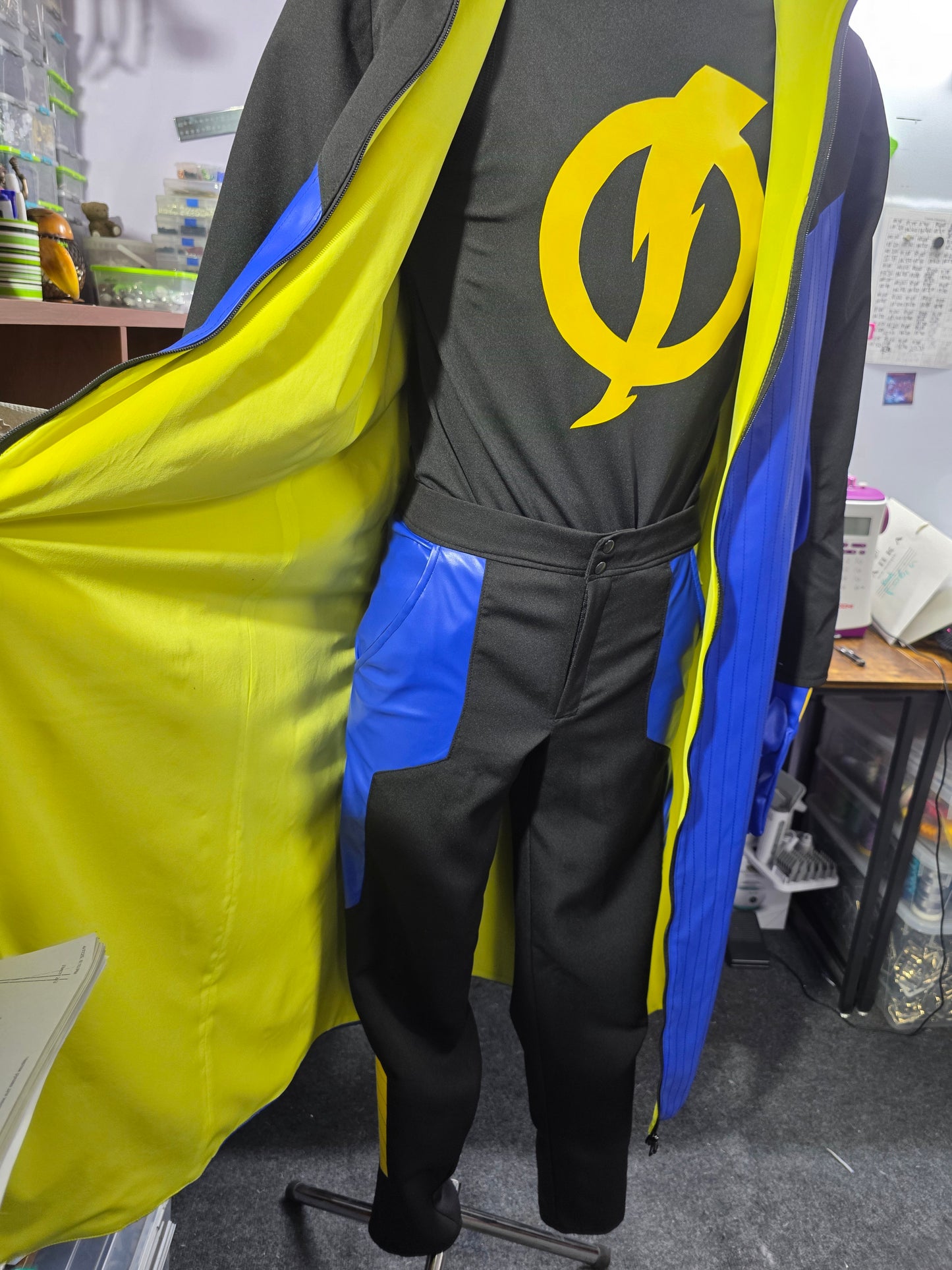 Static shock cosplay outfit / cosplay / comix cosplay / hand made cosplay / custom made cosplay