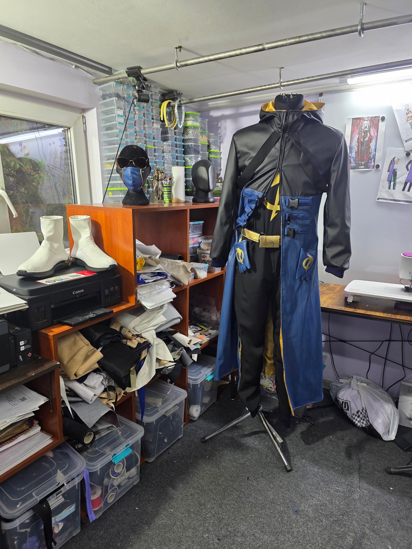 Static shock cosplay outfit / cosplay / comix cosplay / hand made cosplay / custom made cosplay