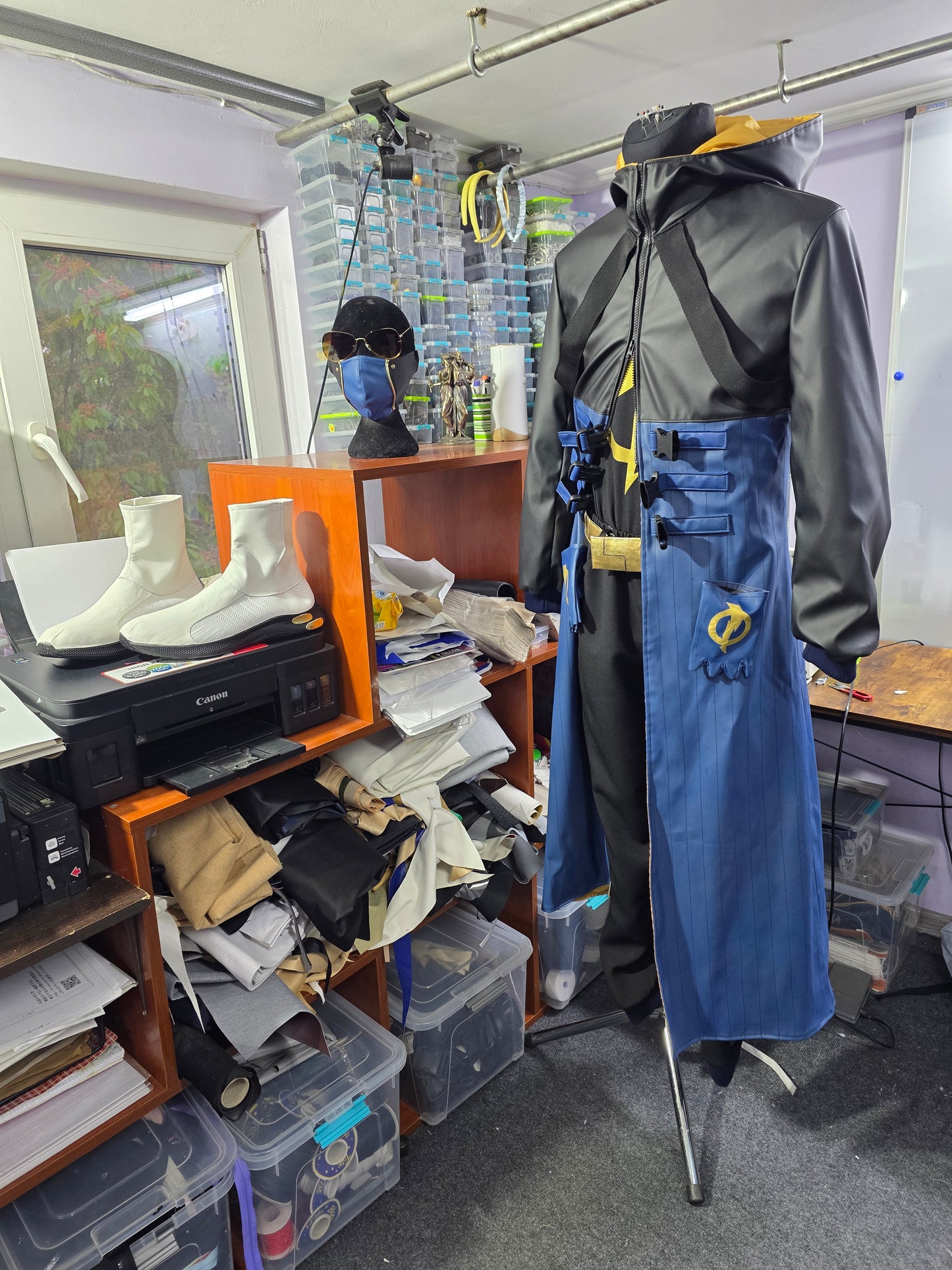 Static shock cosplay outfit / cosplay / comix cosplay / hand made cosplay / custom made cosplay