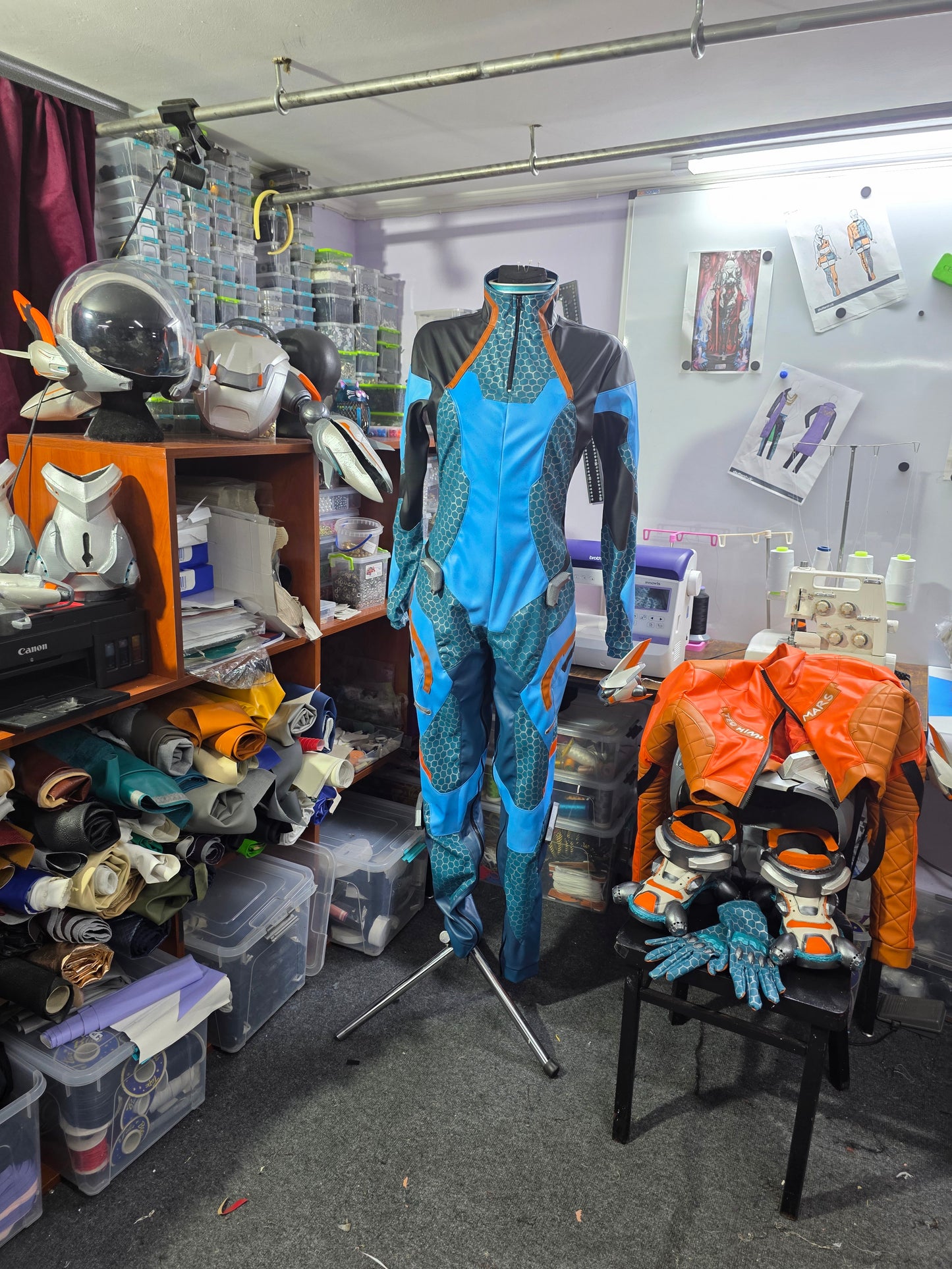 Juno from Overwatch cosplay outfit
