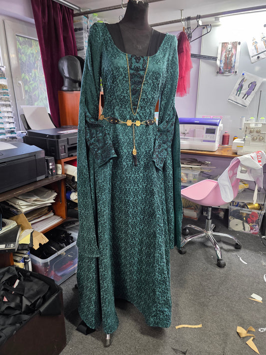 Helaena Targaryen funeral dress cosplay