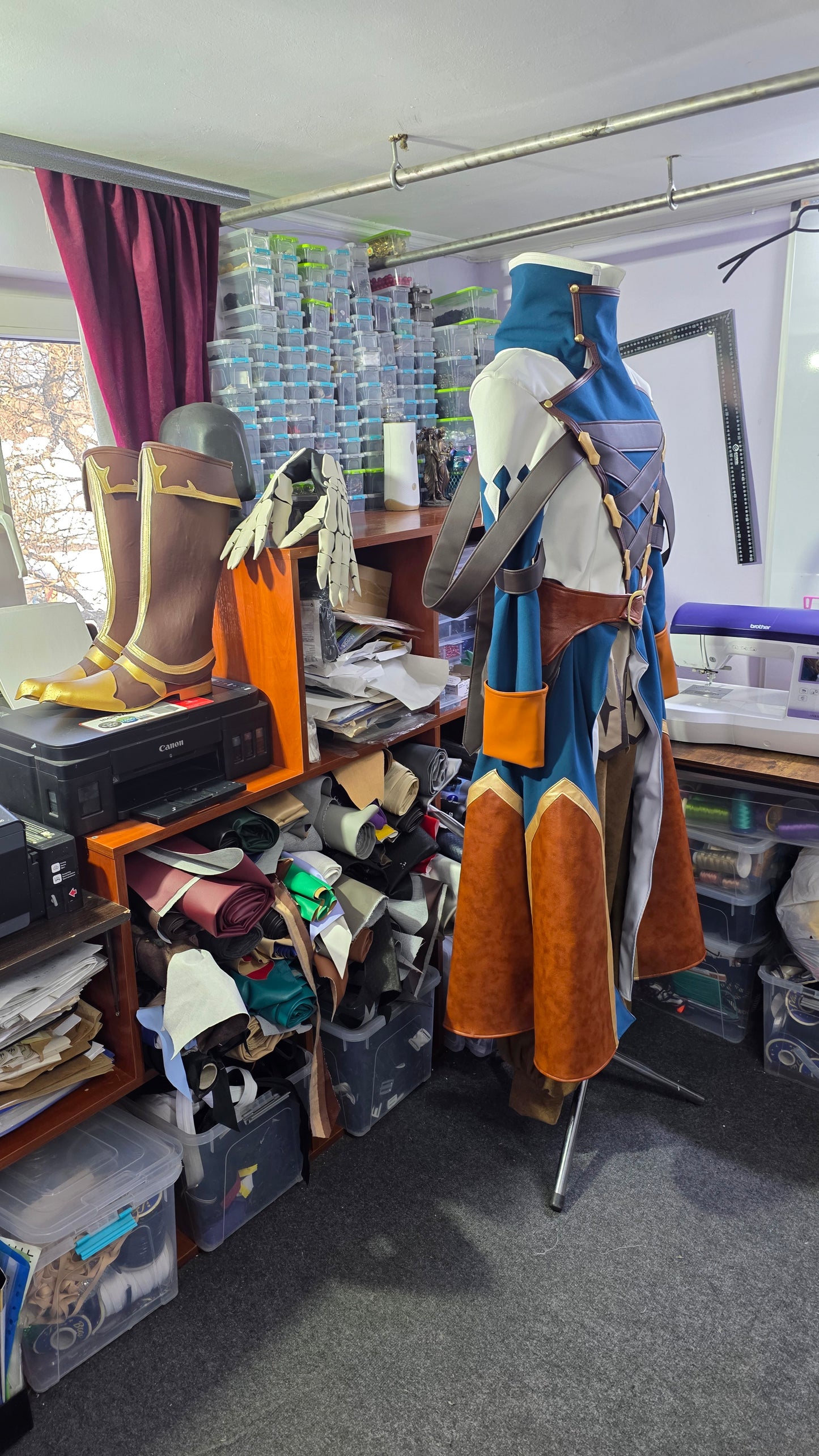 Ainz Ooal Gown Gladiator Armor Cosplay Outfit – Overlord Season 4