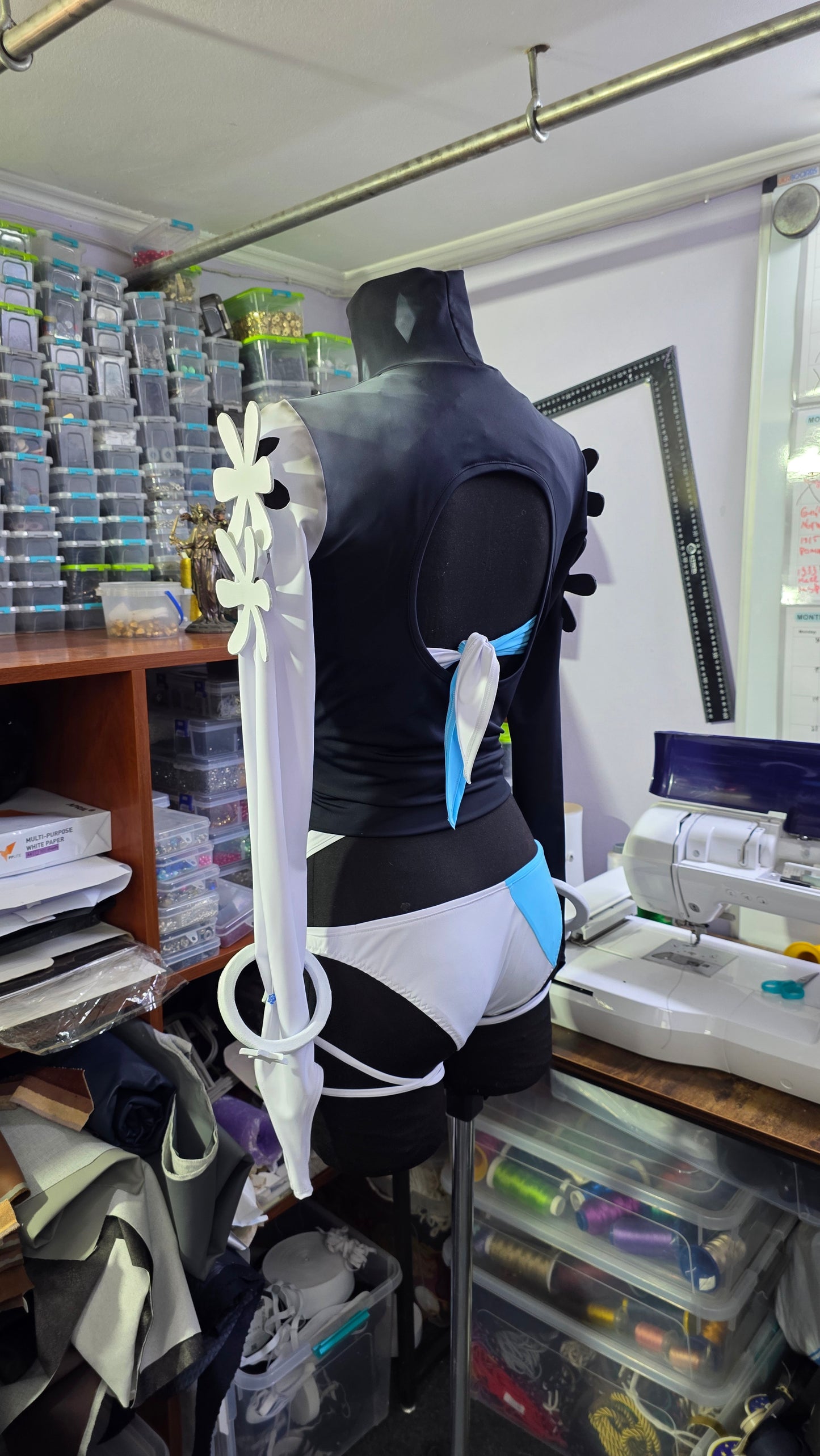 Luna Snow Cool Summer Skin cosplay outfit