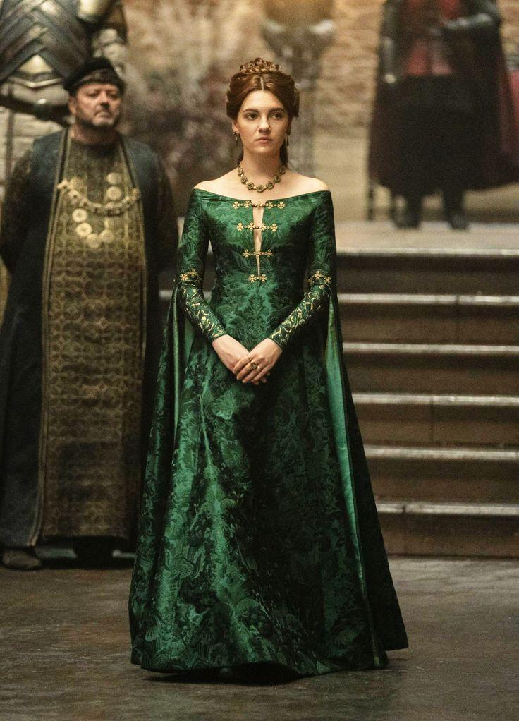 Alicent Hightower Cosplay Outfit – Fantasy Royal Dress, Custom Made (pre-order)