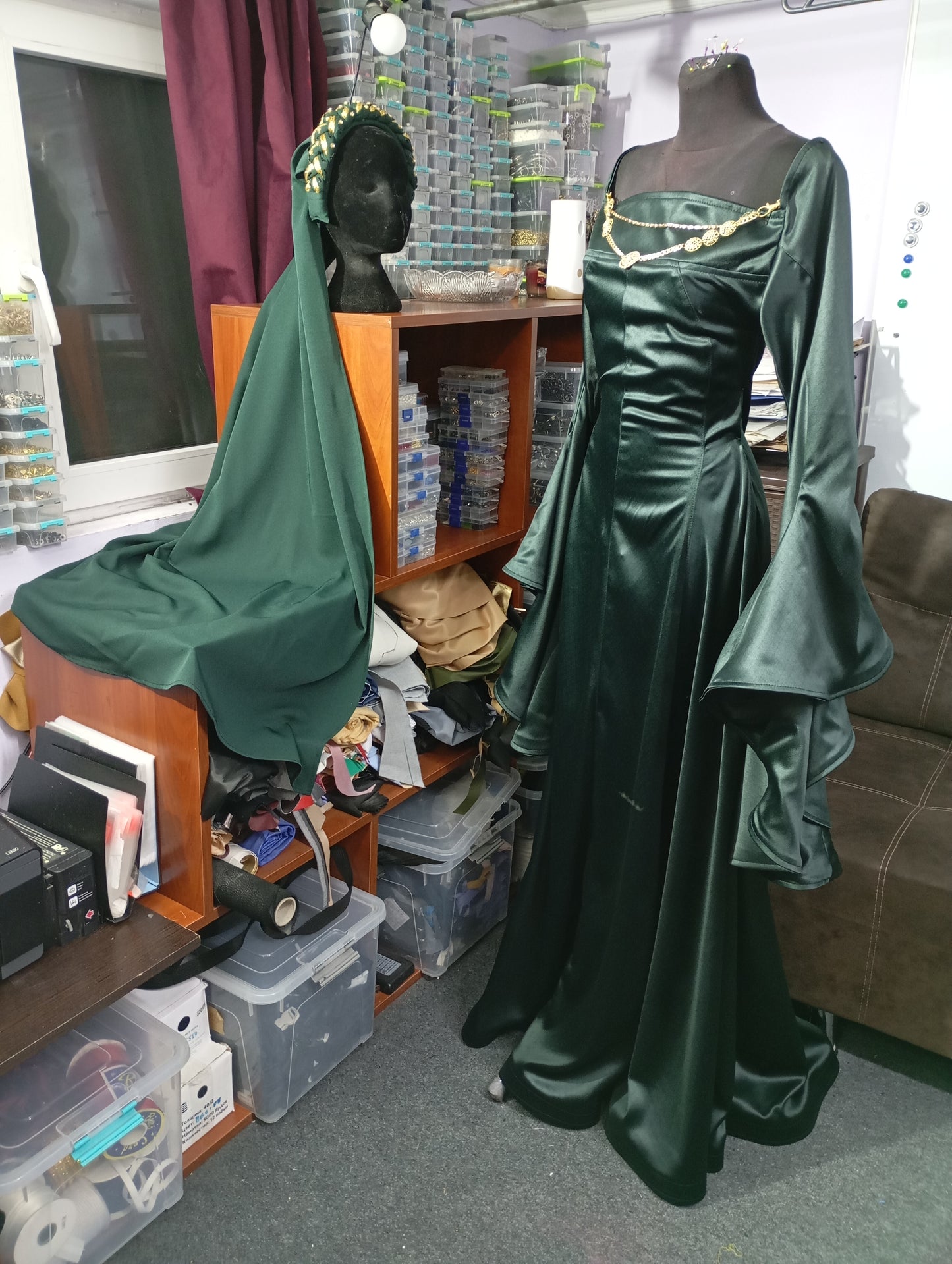 Alicent Hightower Costume – Medieval Queen Cosplay Gown from House of the Dragon