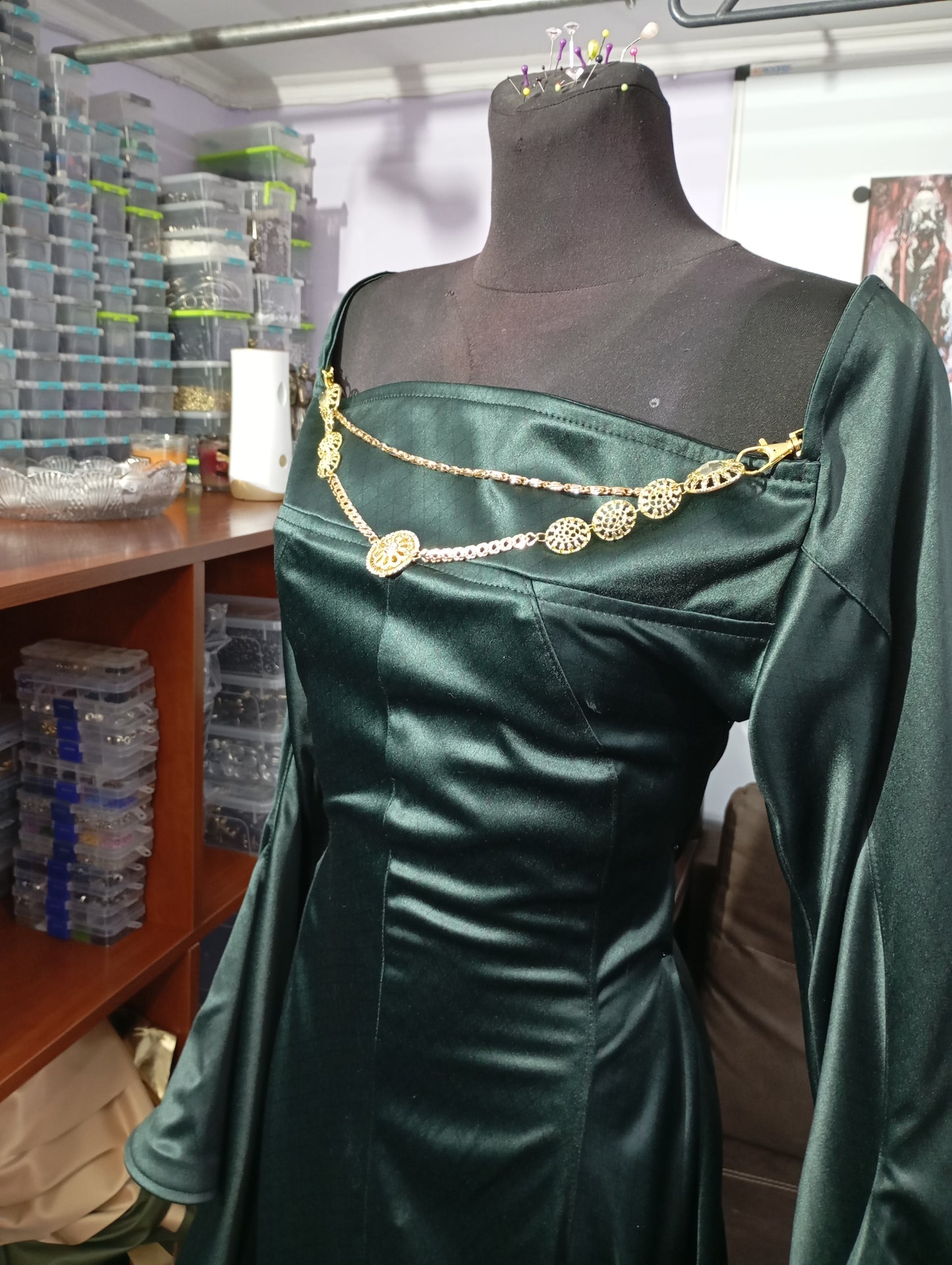 Alicent Hightower Costume – Medieval Queen Cosplay Gown from House of the Dragon