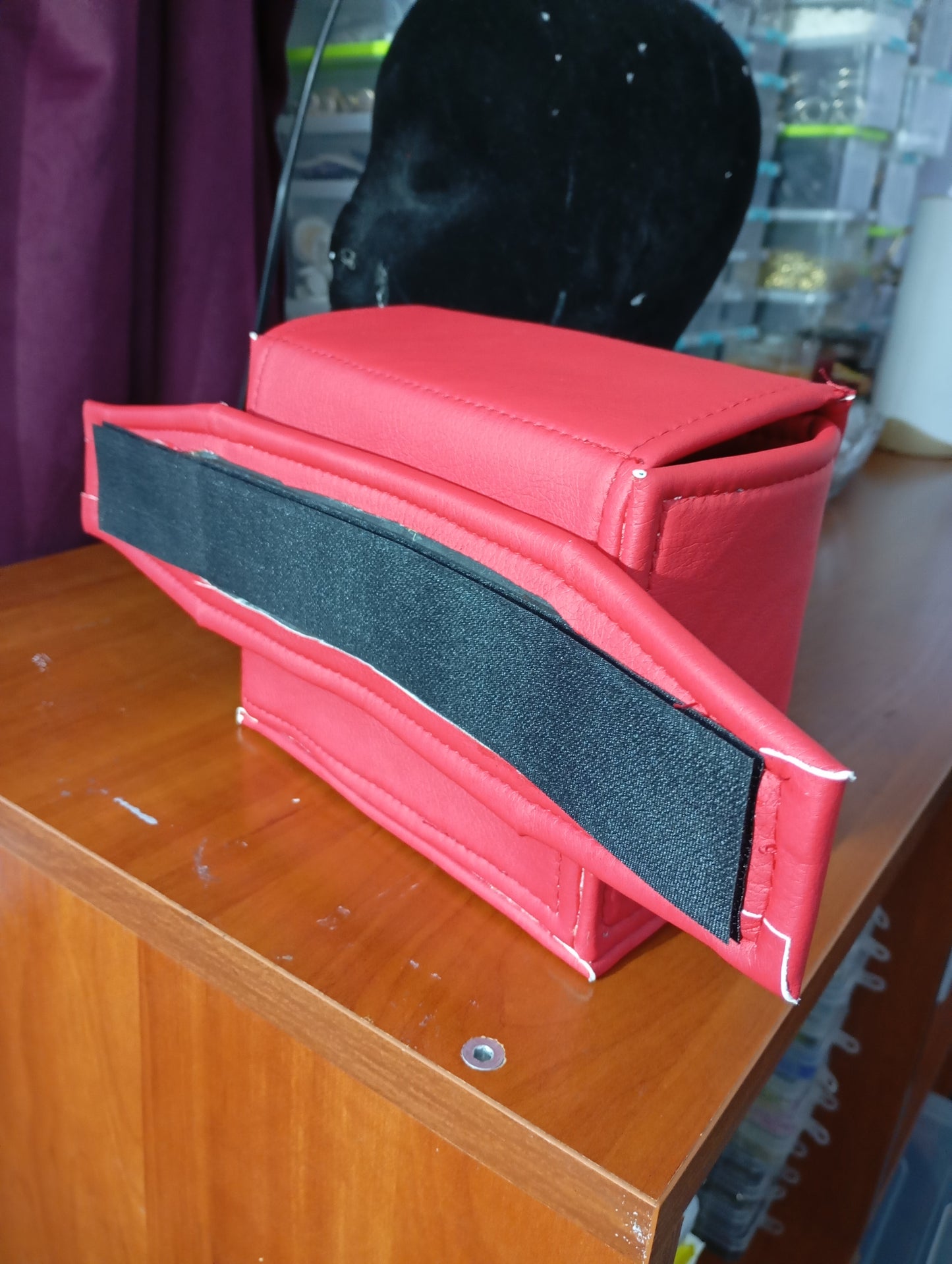 Deku Midoriya cosplay outfit with airforce gloves