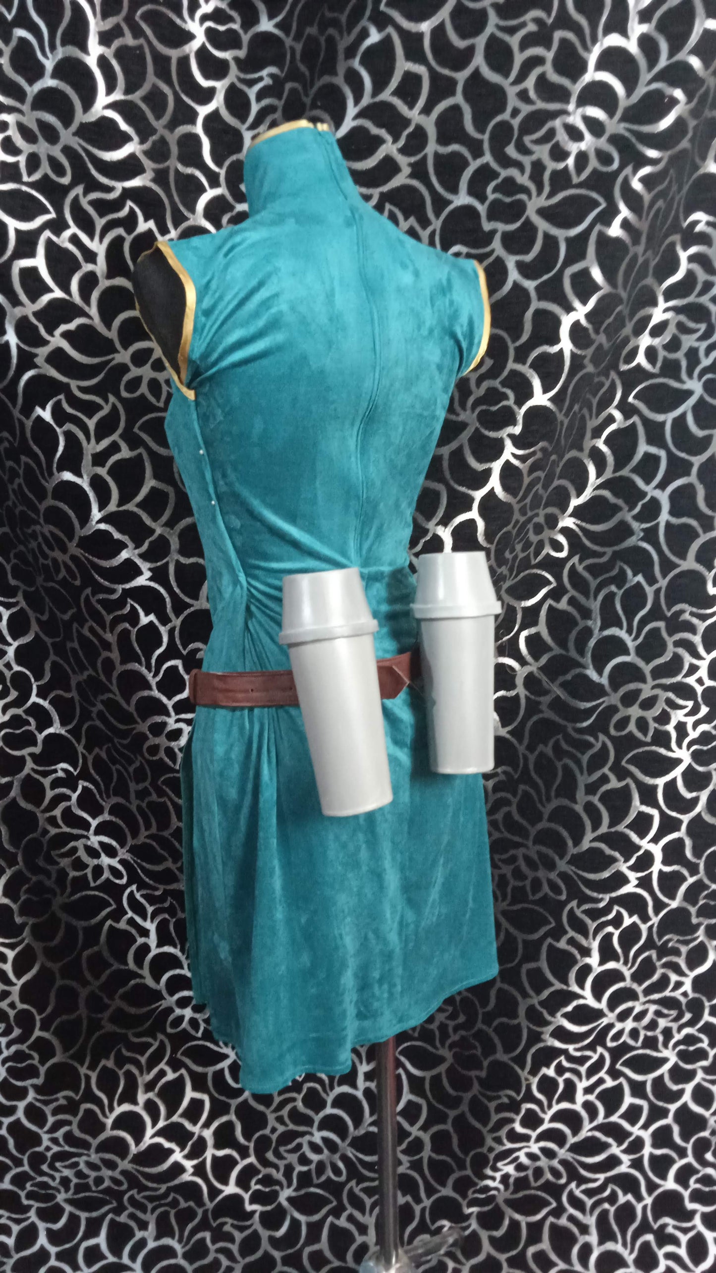 Itsuka Kendo cosplay outfit