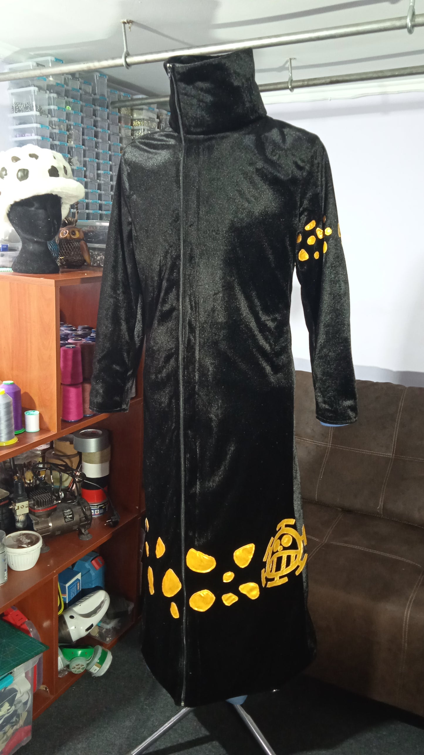 Trafalgar Law cosplay outfit fur version