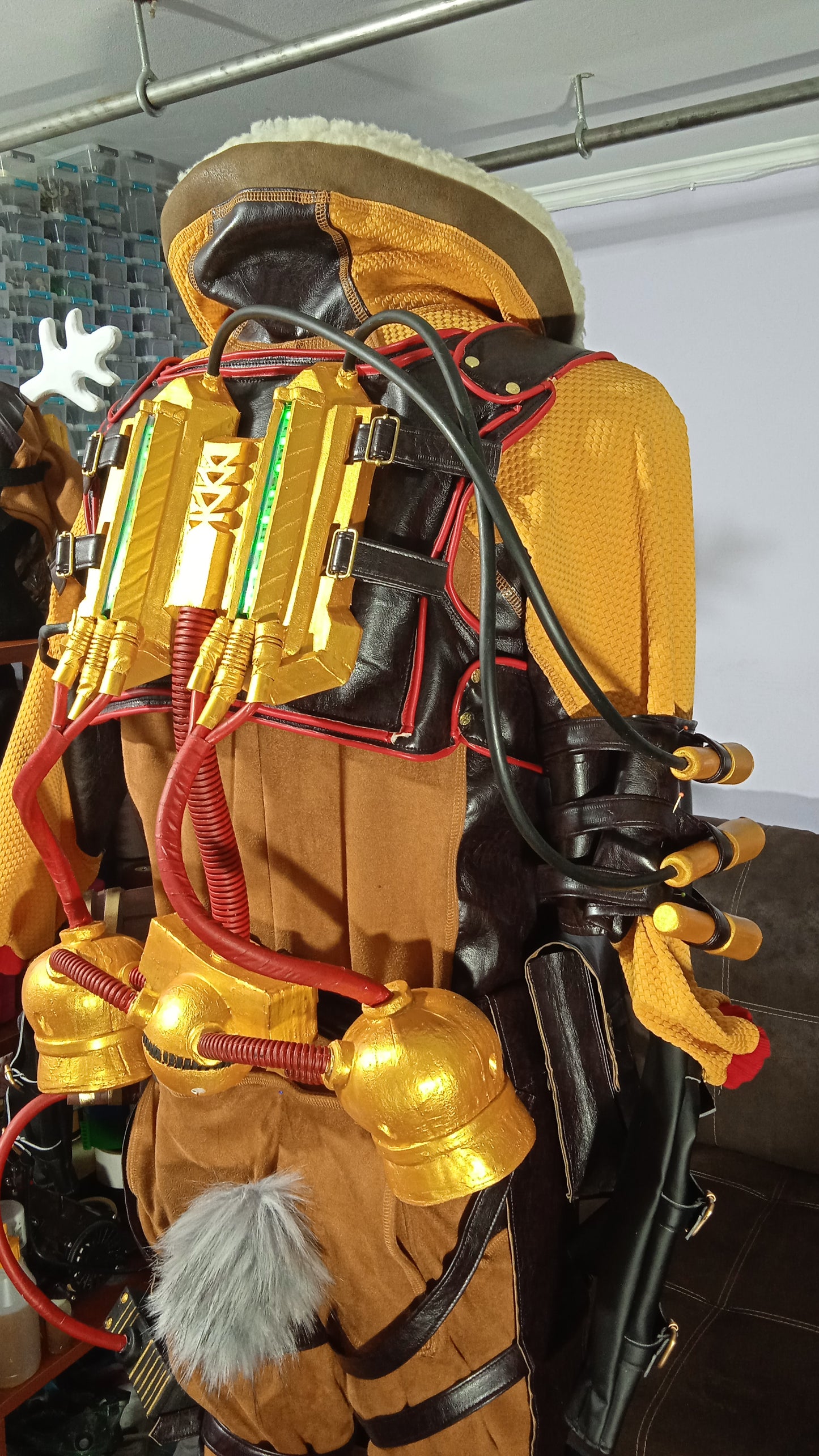 Octane Legendary skin cosplay from Apex