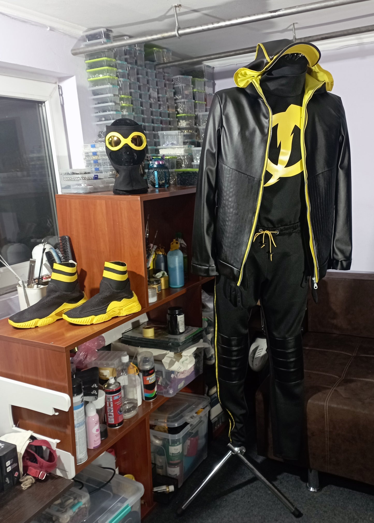 Static shock cosplay outfit / cosplay / comix cosplay / hand made cosplay / custom made cosplay