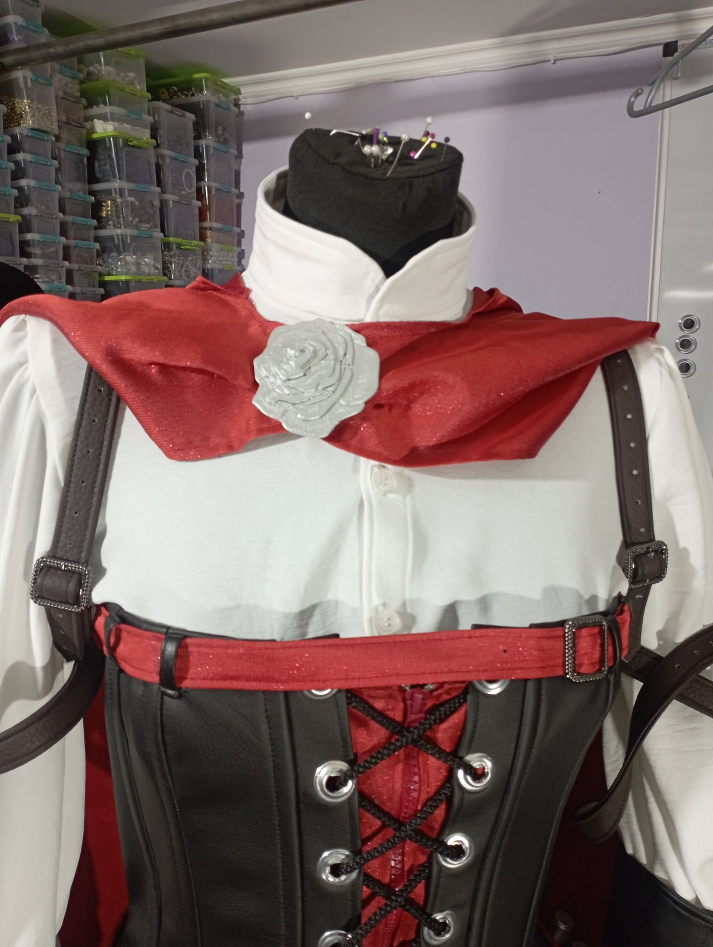 Ruby Rose cosplay outfit