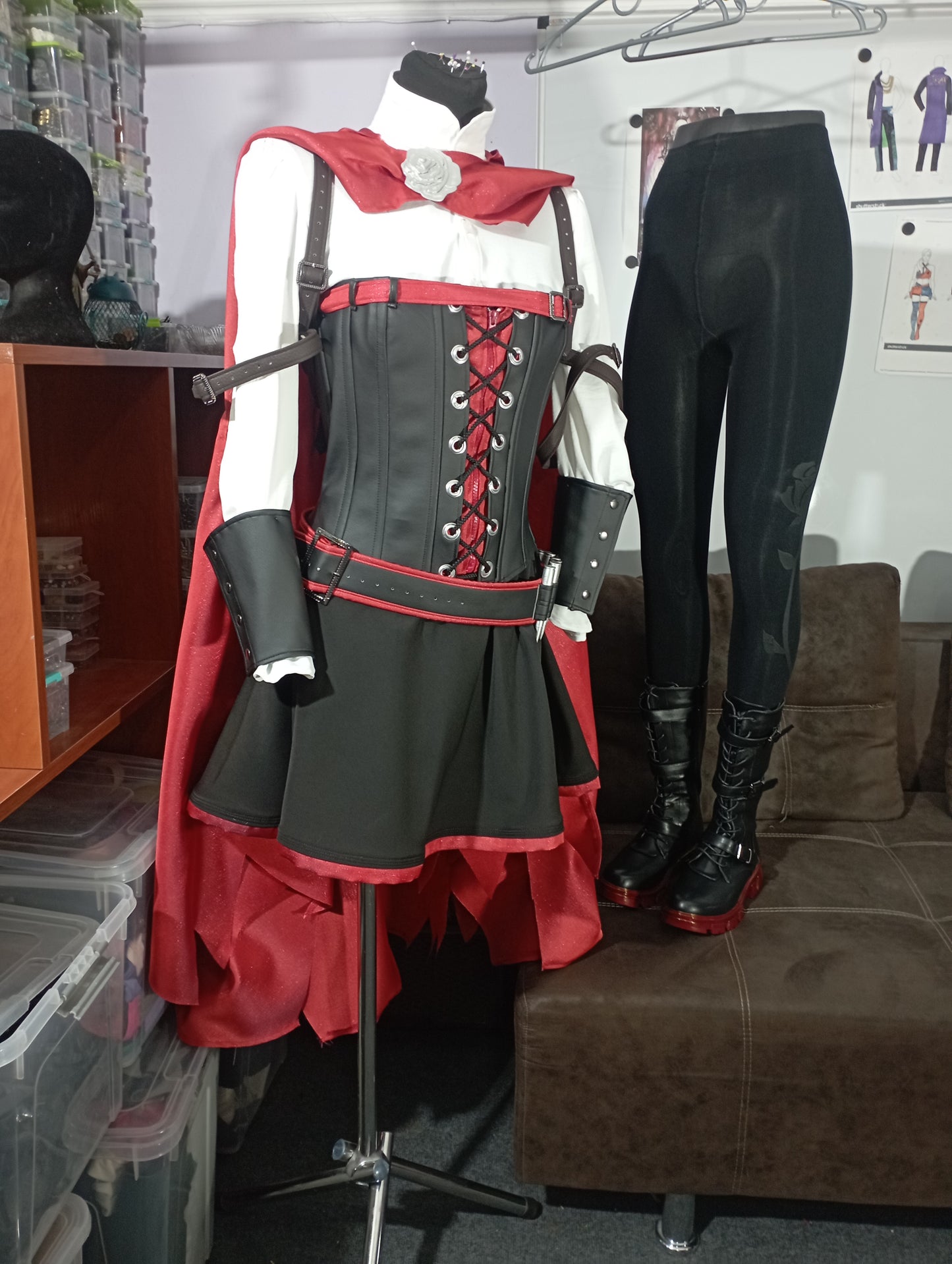 Ruby Rose cosplay outfit