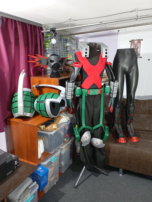 Katsuki Bakugo cosplay outfit