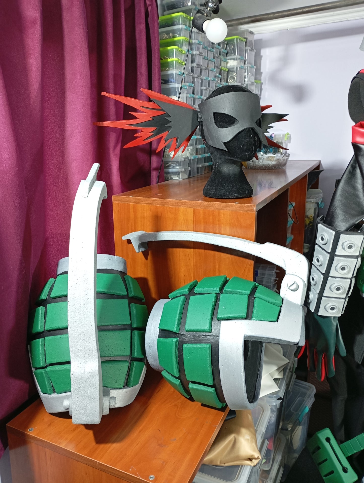 Katsuki Bakugo cosplay outfit