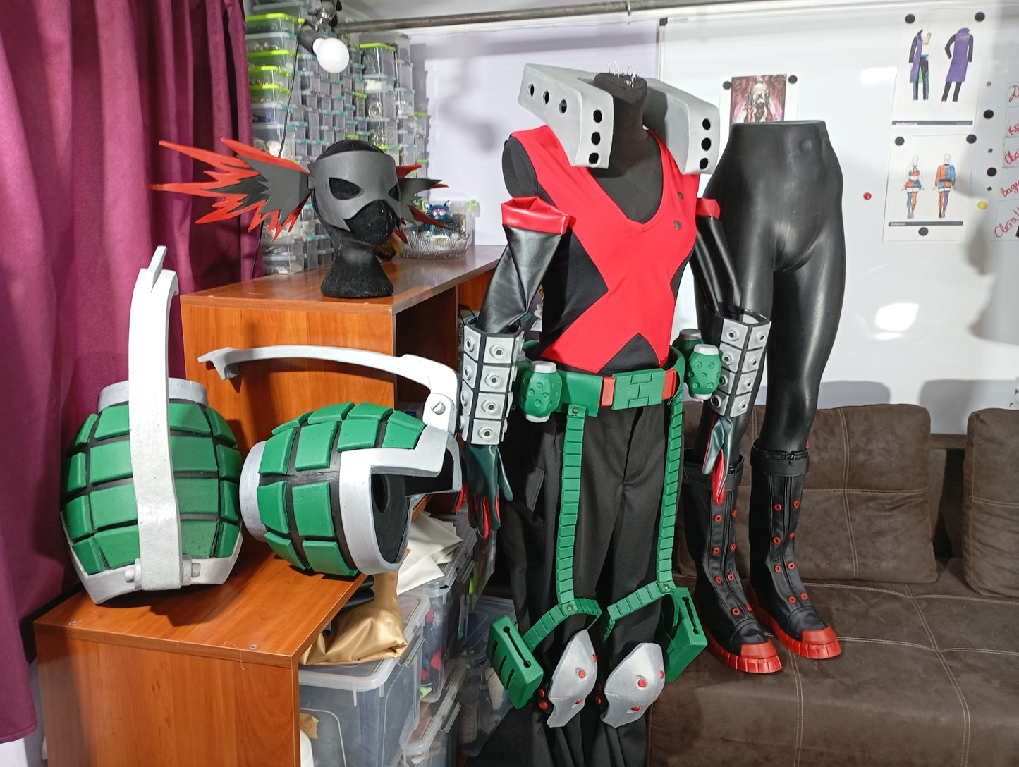 Katsuki Bakugo cosplay outfit