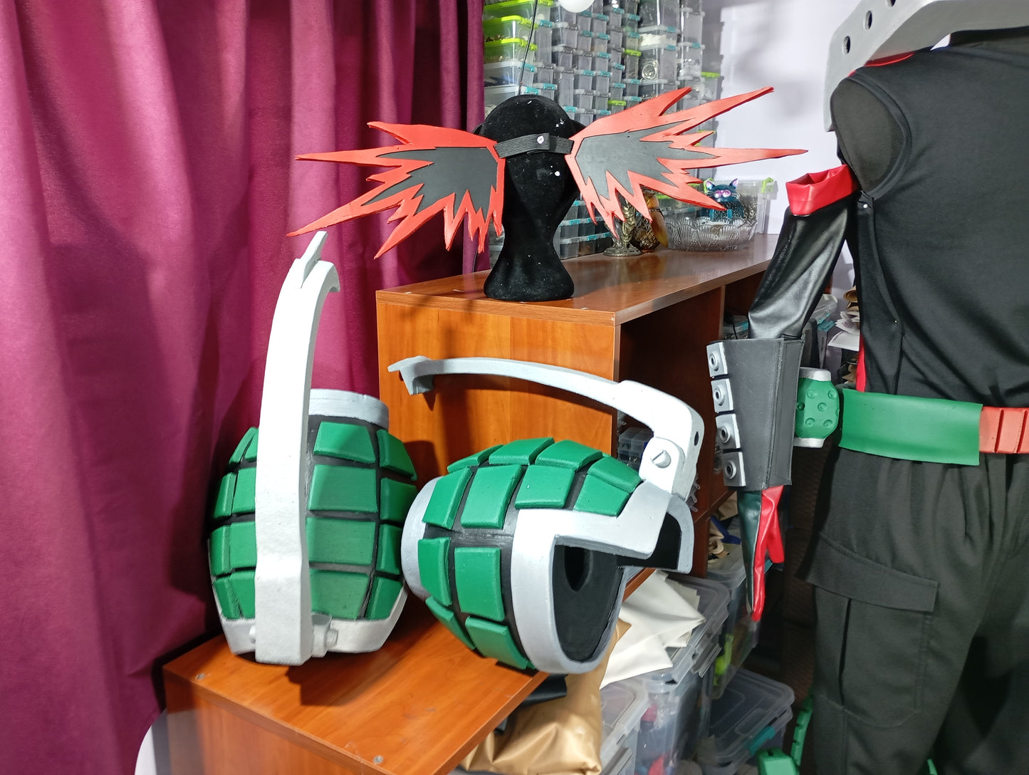 Katsuki Bakugo cosplay outfit