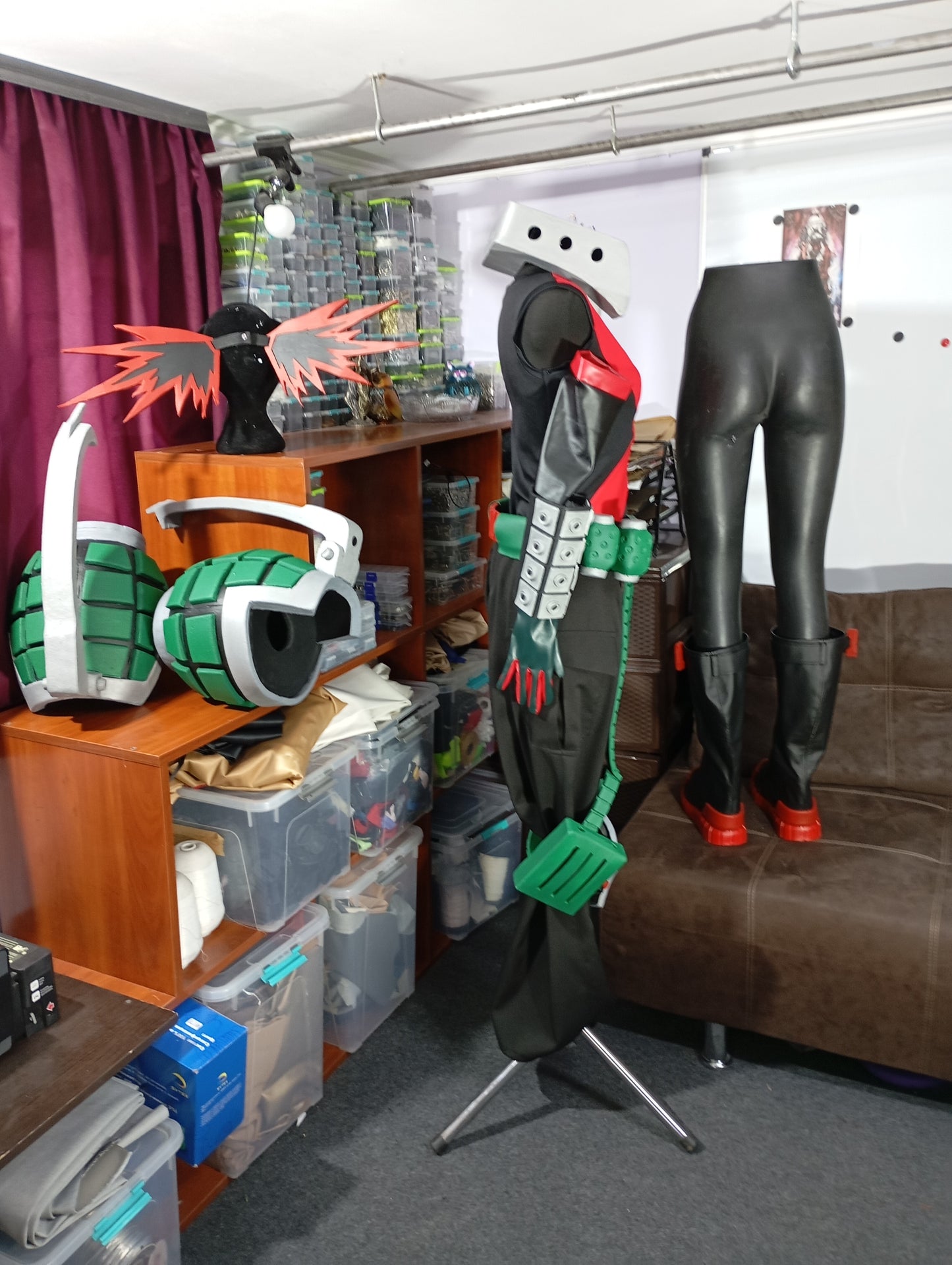 Katsuki Bakugo cosplay outfit