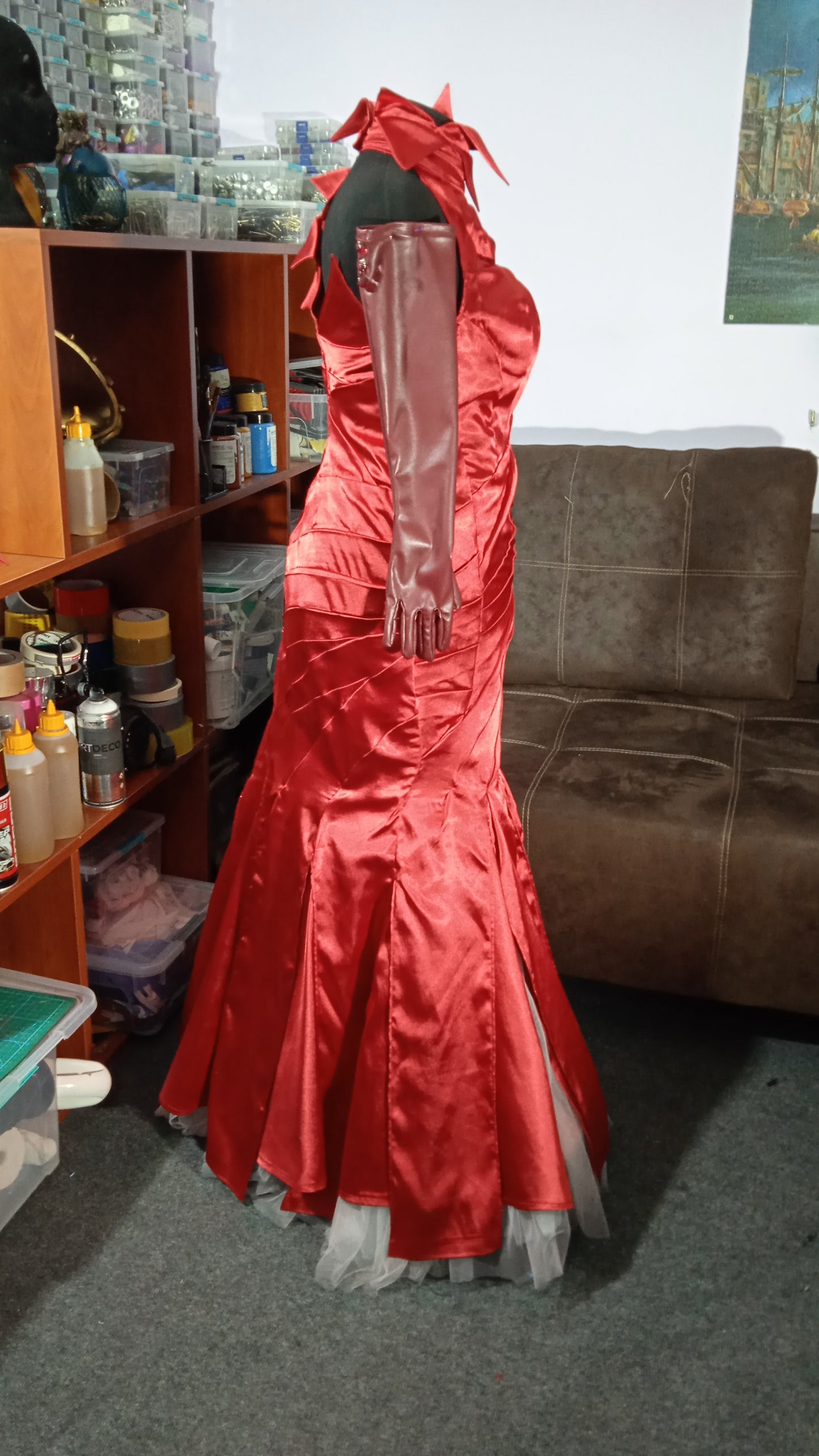 Cosplay Cruella de Vil outfits / Emma Stone / red dress / evening dress / red evening dress