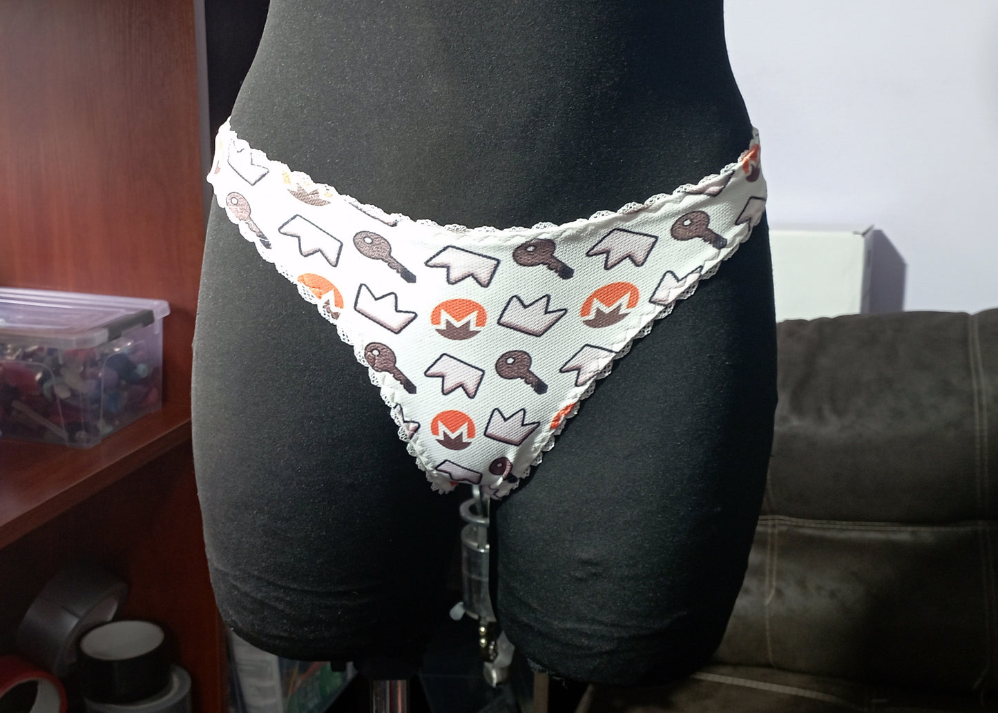 Monero chan custom outfit