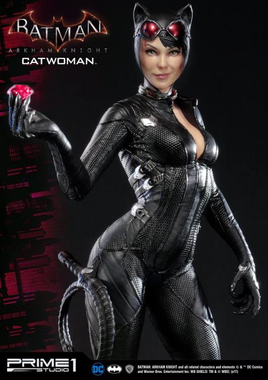 Catwoman custom cosplay Archam city (statue version) (pre-order)