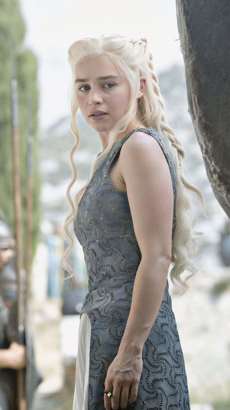 Daenerys from Game of Thrones cosplay (pre-order)