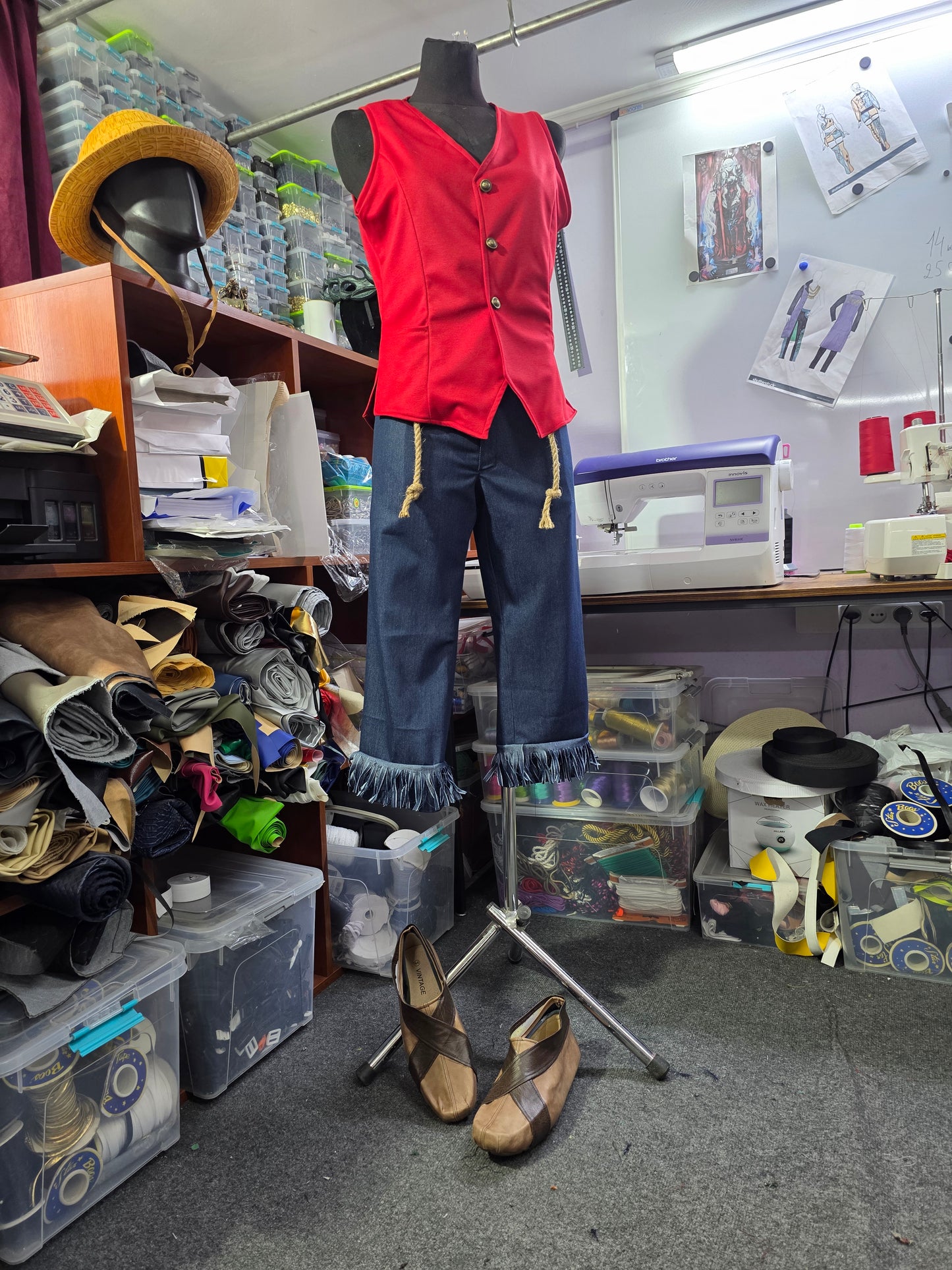 Monkey D. Luffy cosplay outfit