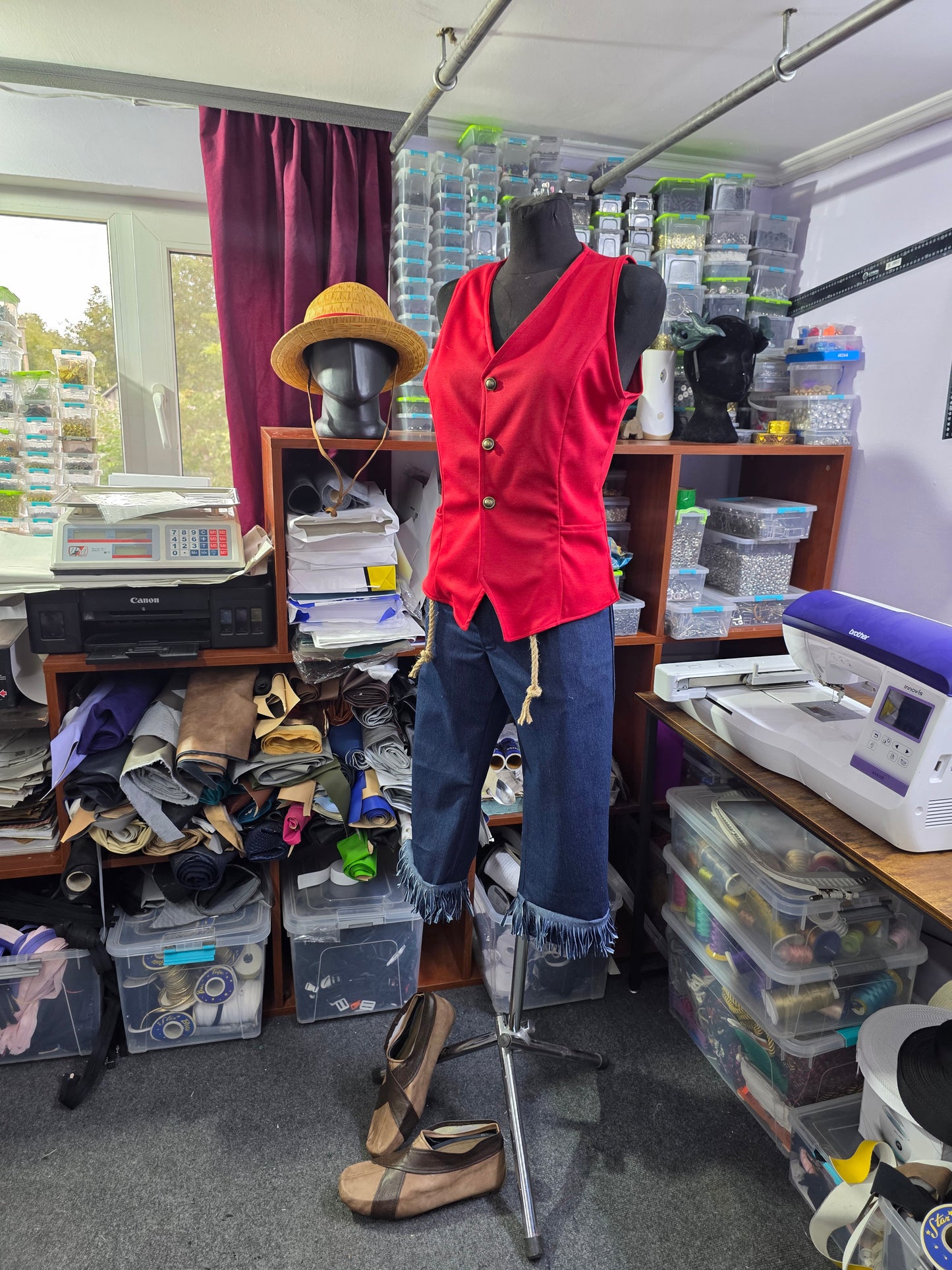 Monkey D. Luffy cosplay outfit