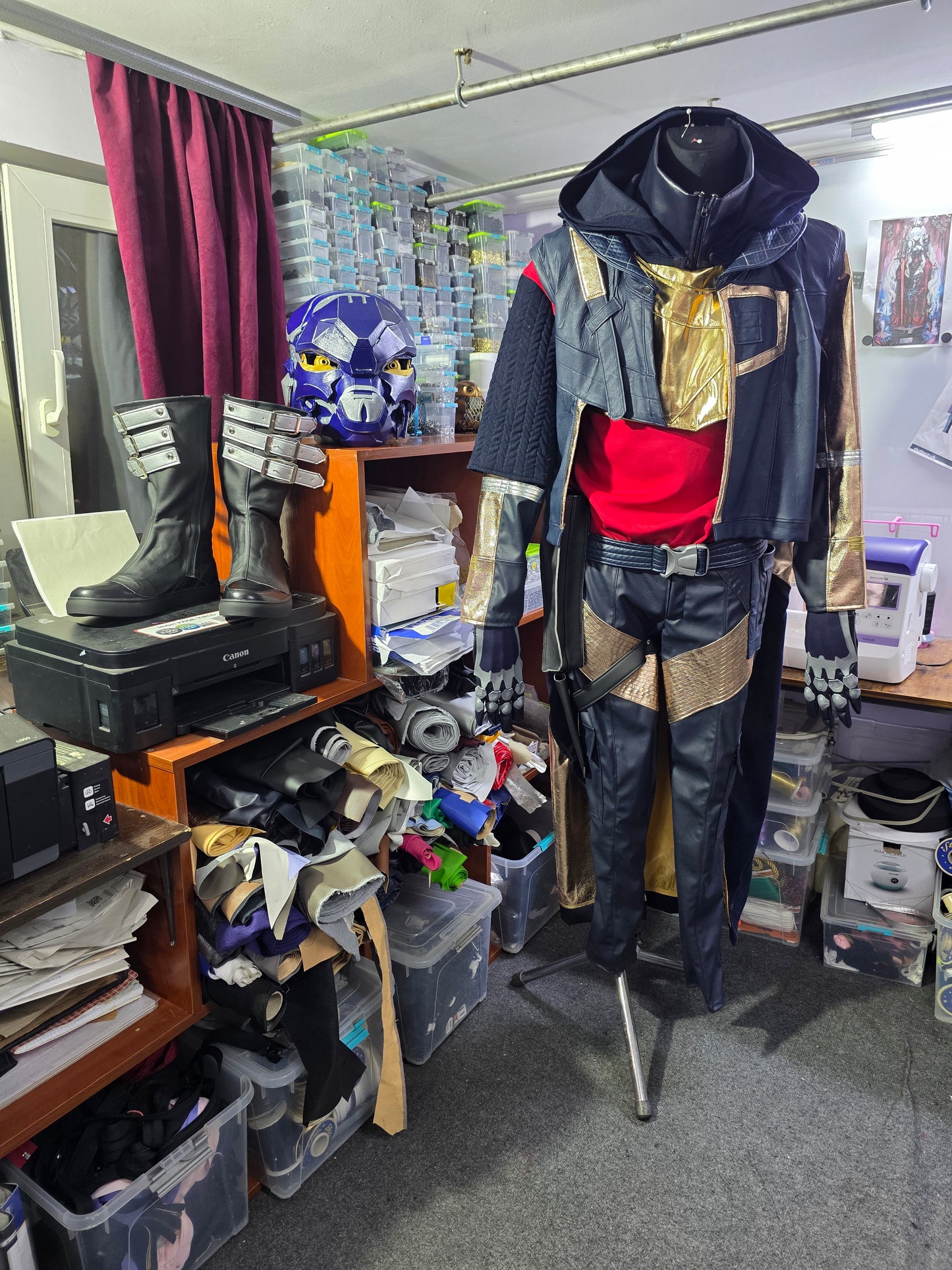 Guardian on Destiny HUNTER CLASS cosplay outfit