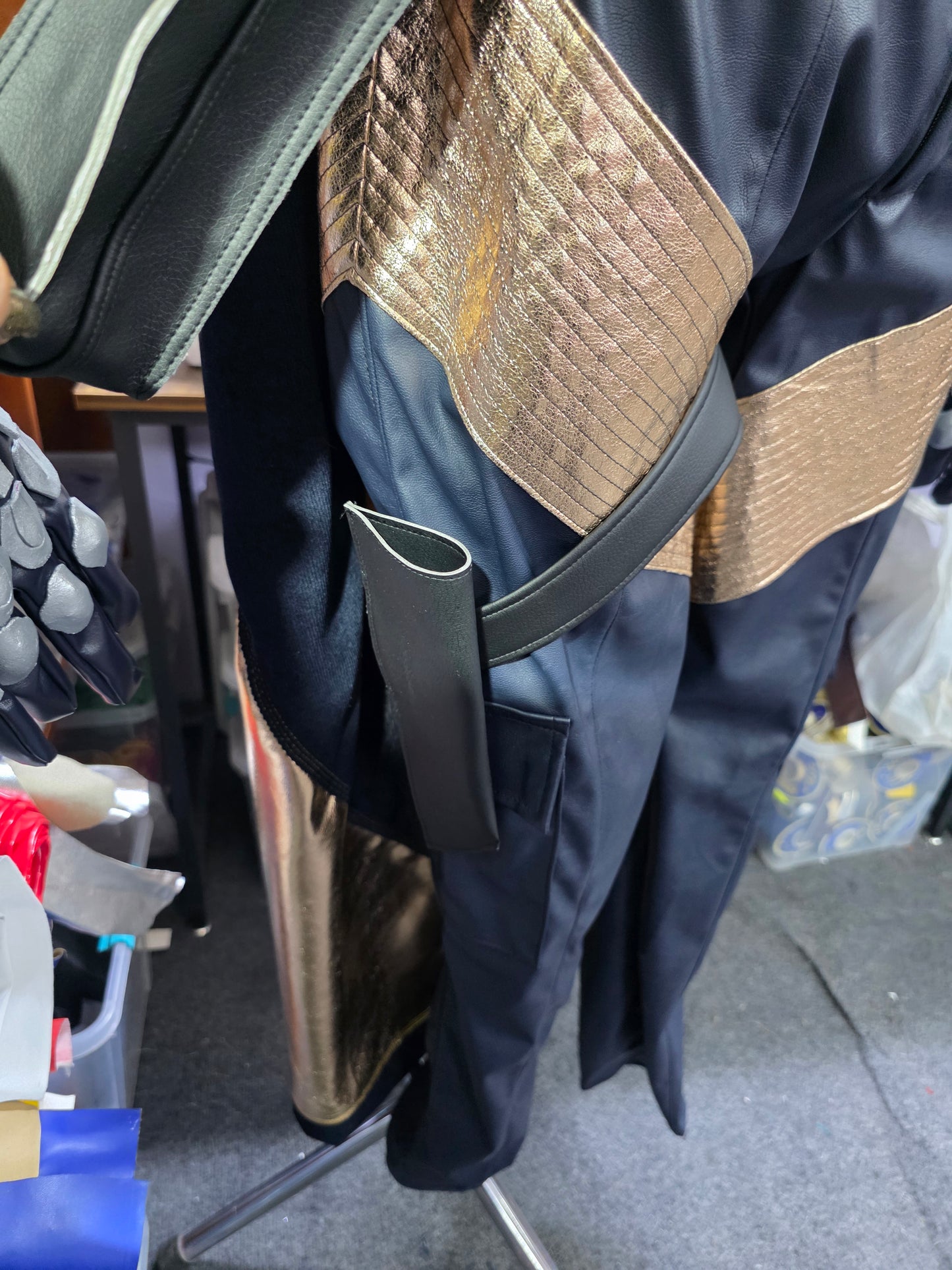 Guardian on Destiny HUNTER CLASS cosplay outfit