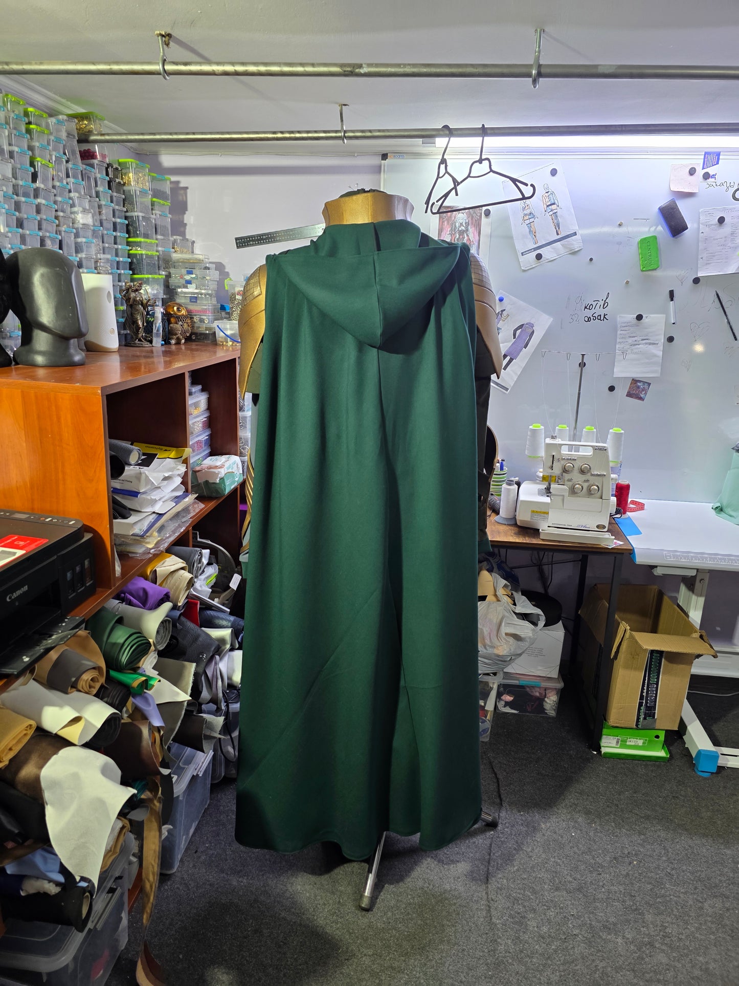 King Loki from 2021 MCU cosplay outfit