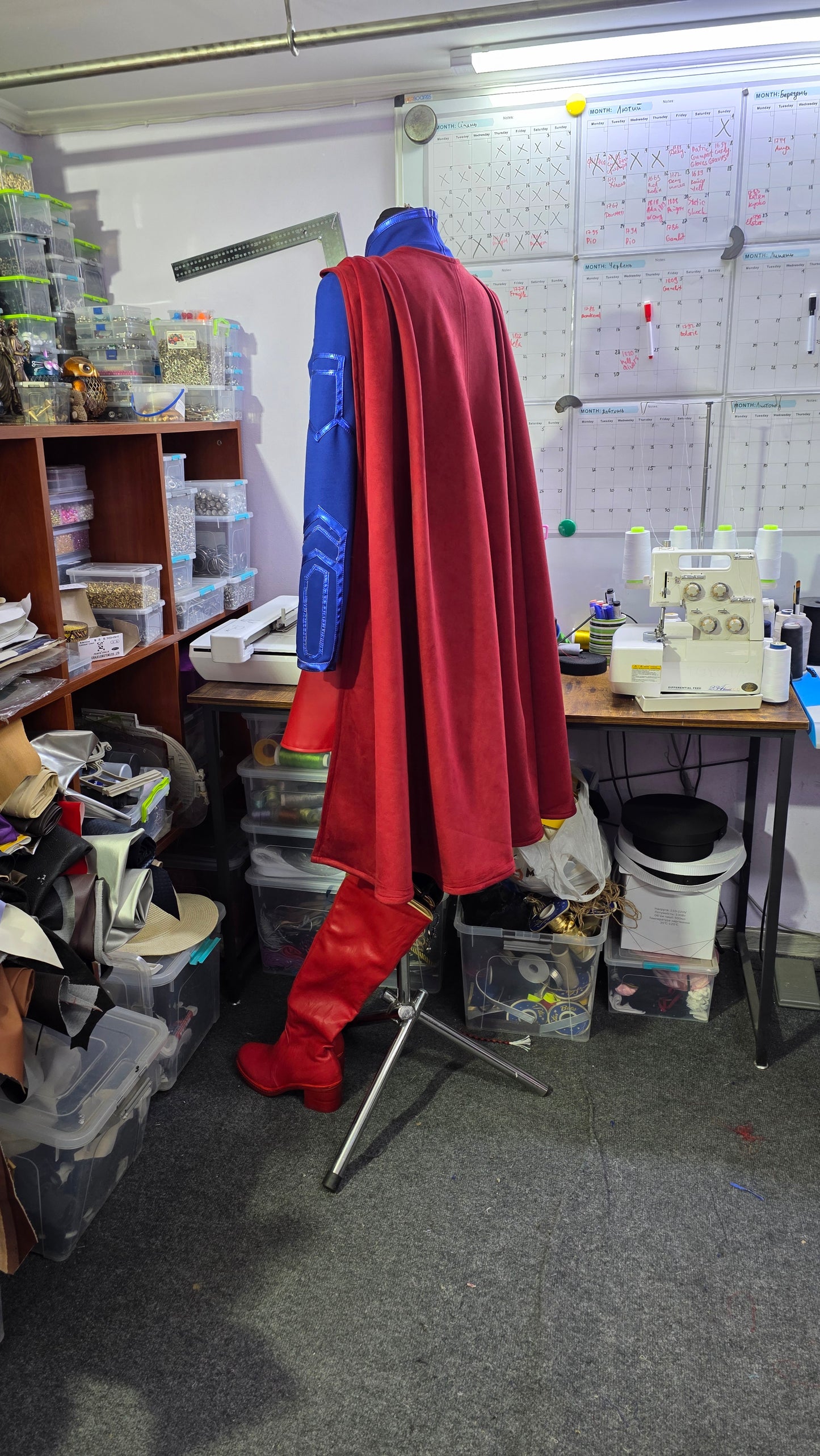 Supergirl 2025 suit custom cosplay
