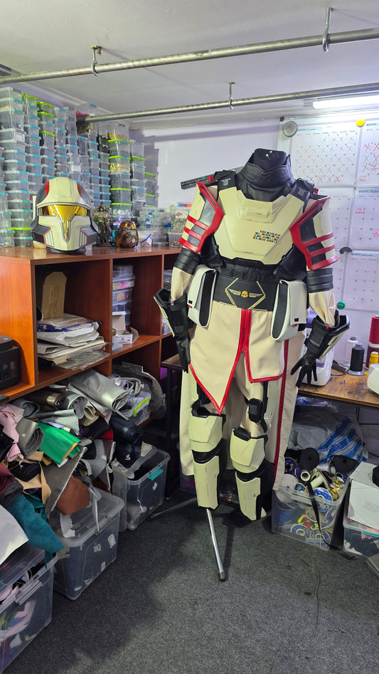 Armor-Set DP-11 Champion of the People  Helldivers 2 with Breaker riffle