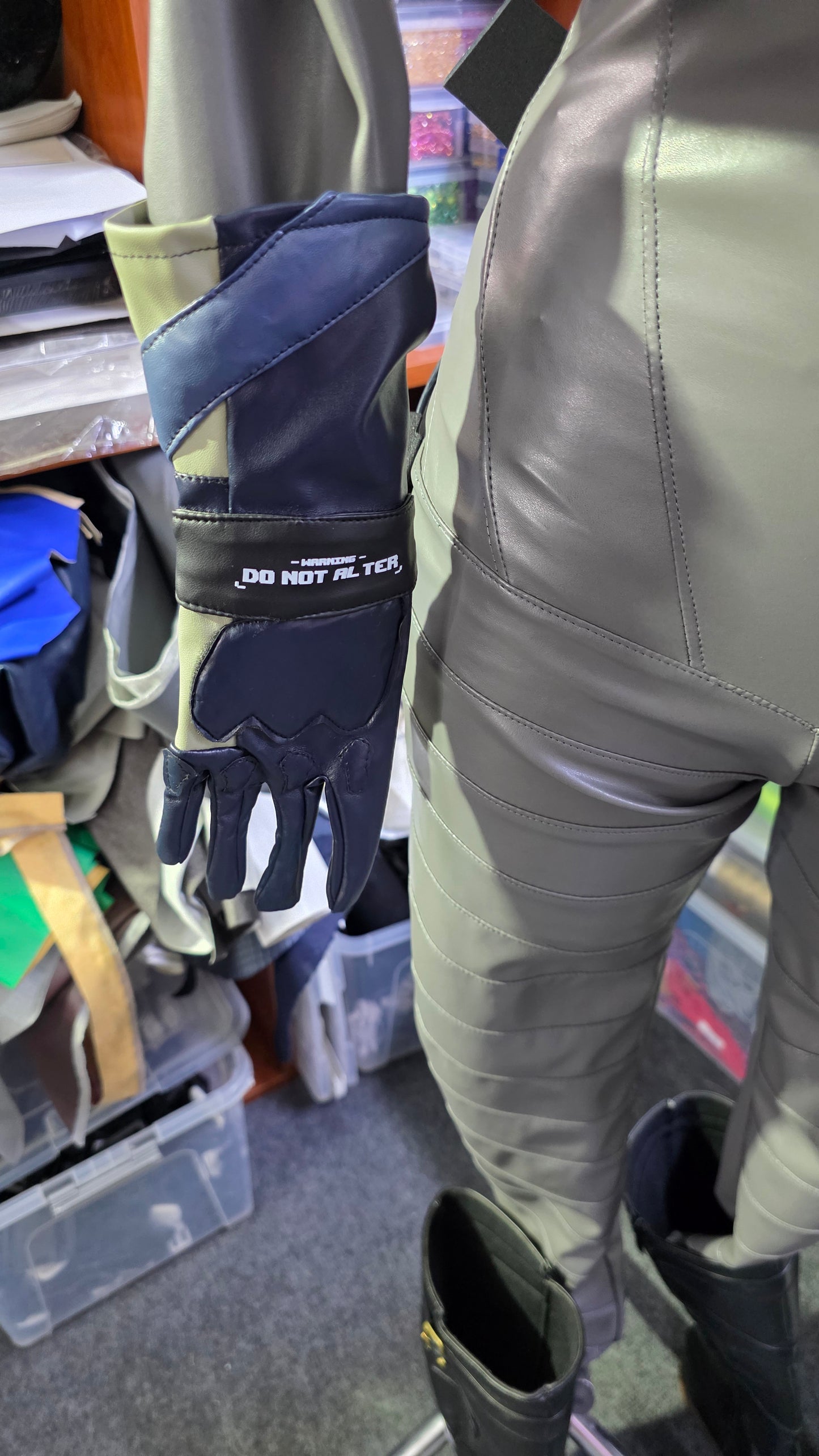 Fragile from Death Stranding 2 cosplay outfit