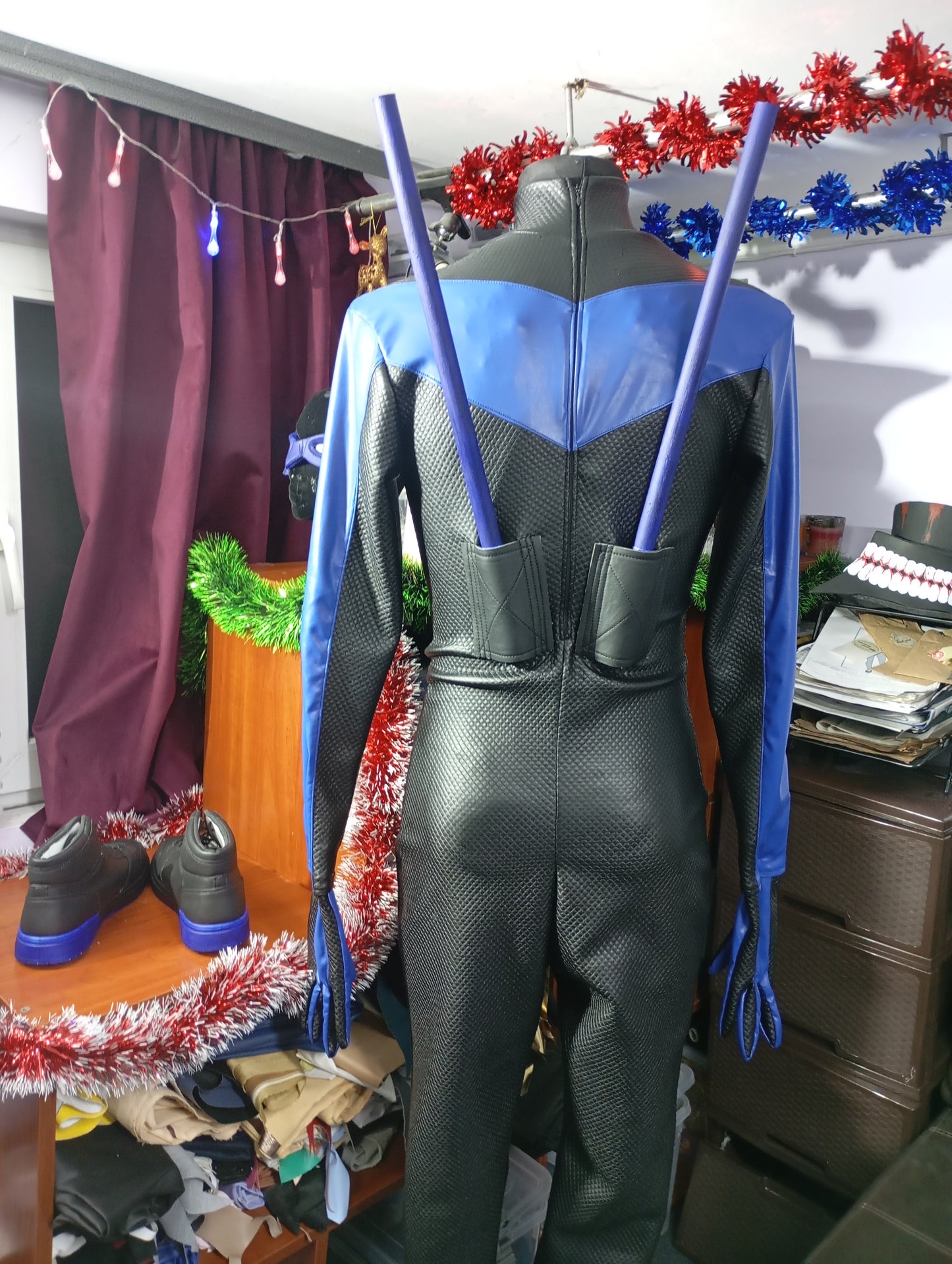 Nightwing cosplay