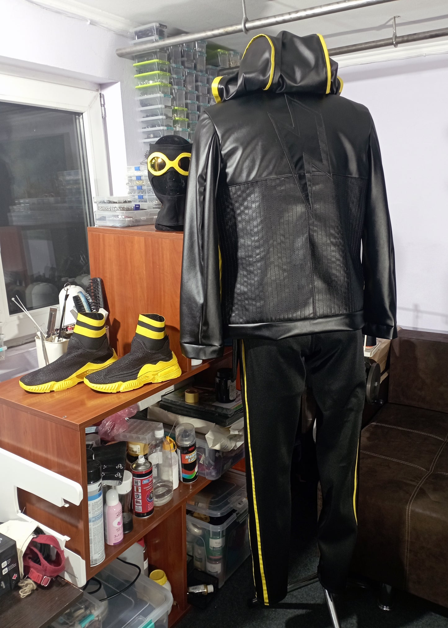 Static shock cosplay outfit / cosplay / comix cosplay / hand made cosplay / custom made cosplay