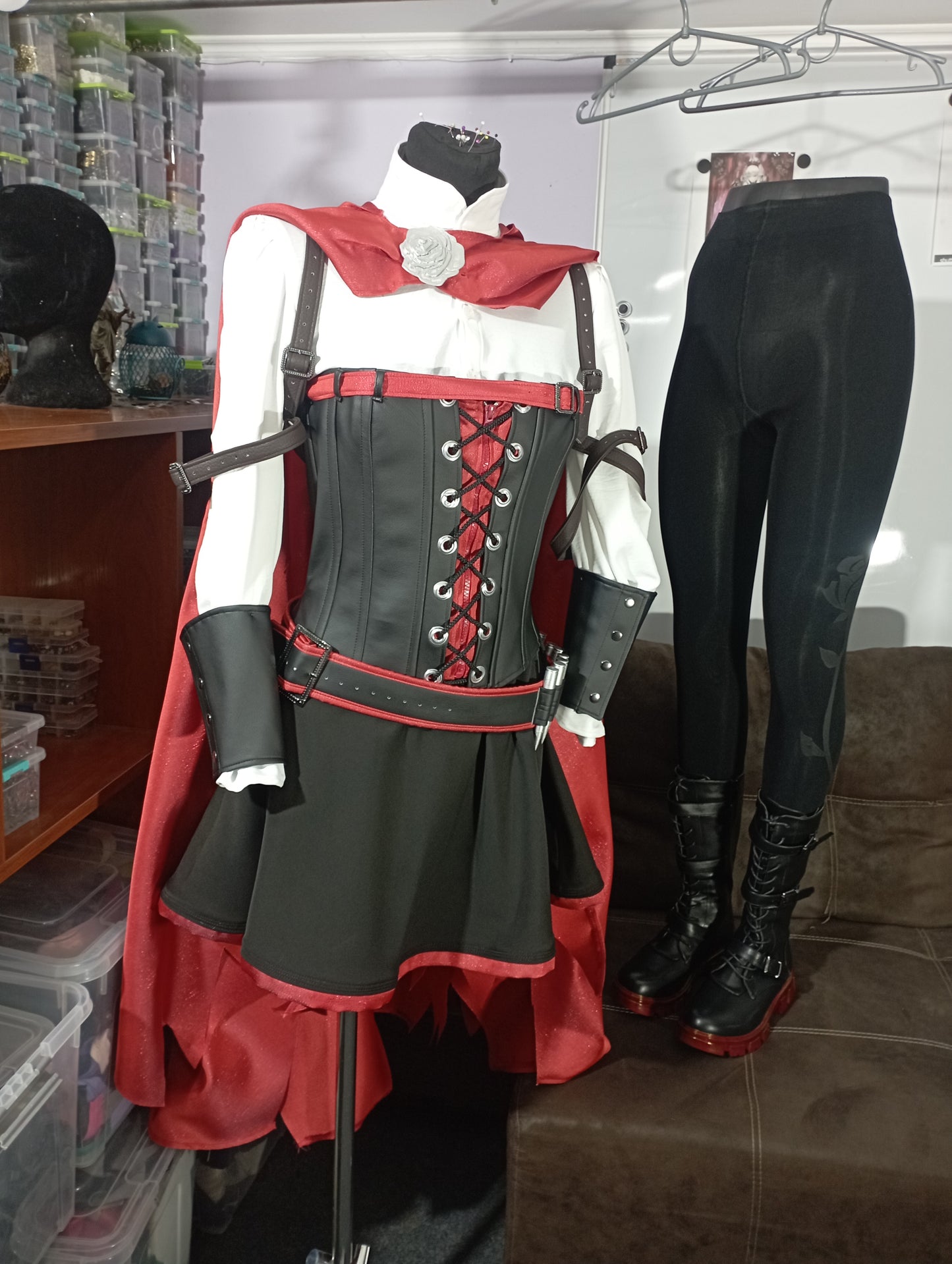 Ruby Rose cosplay outfit