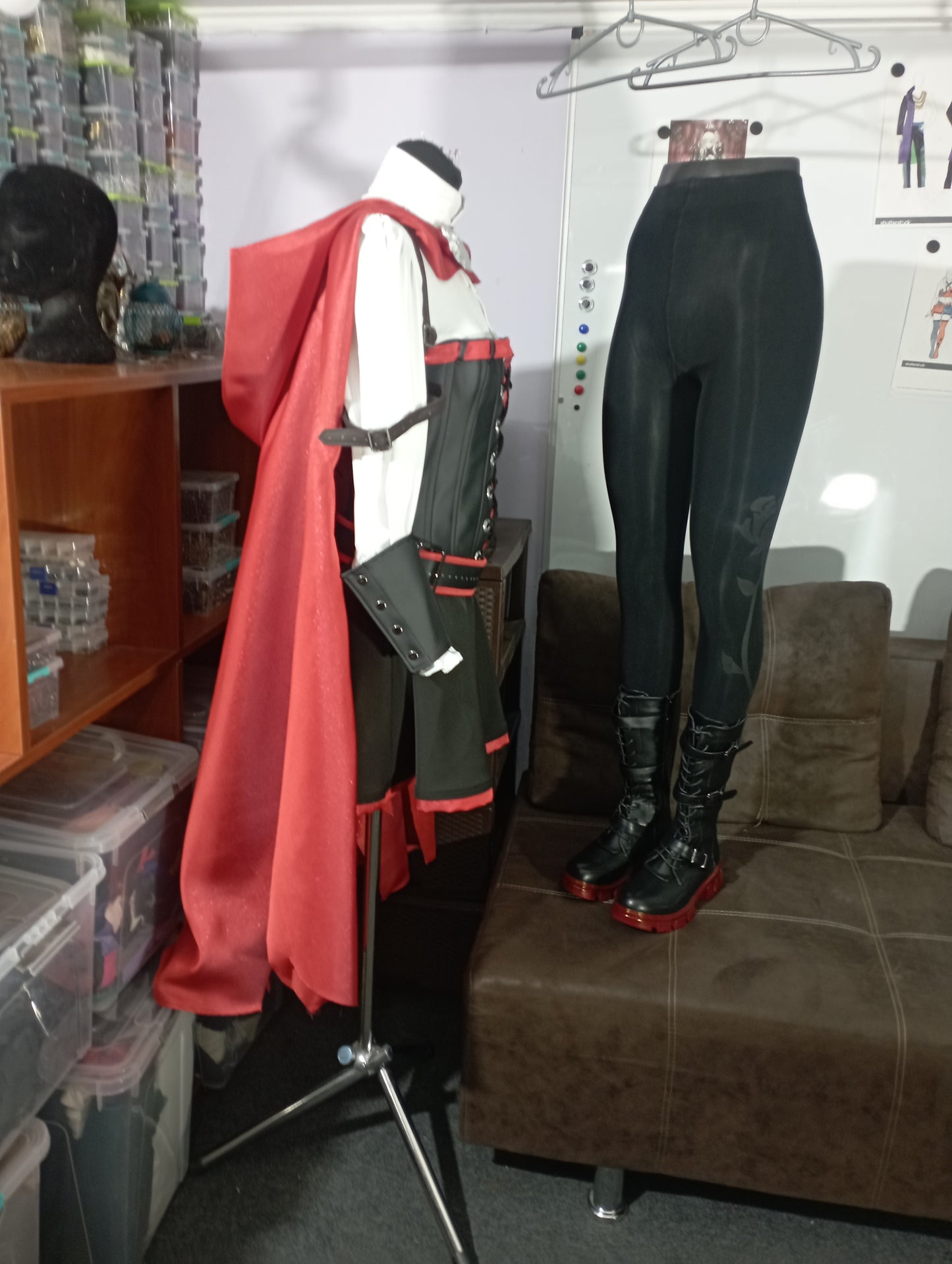 Ruby Rose cosplay outfit