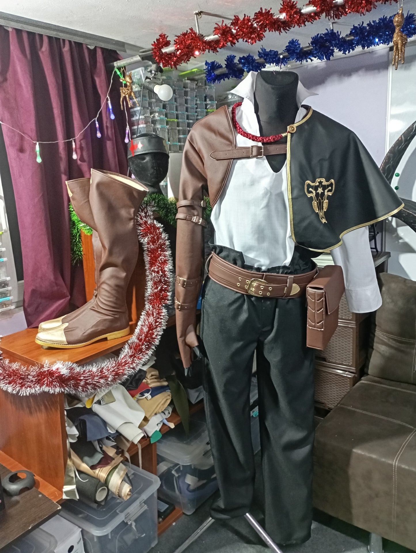 Asta Black clover cosplay costume