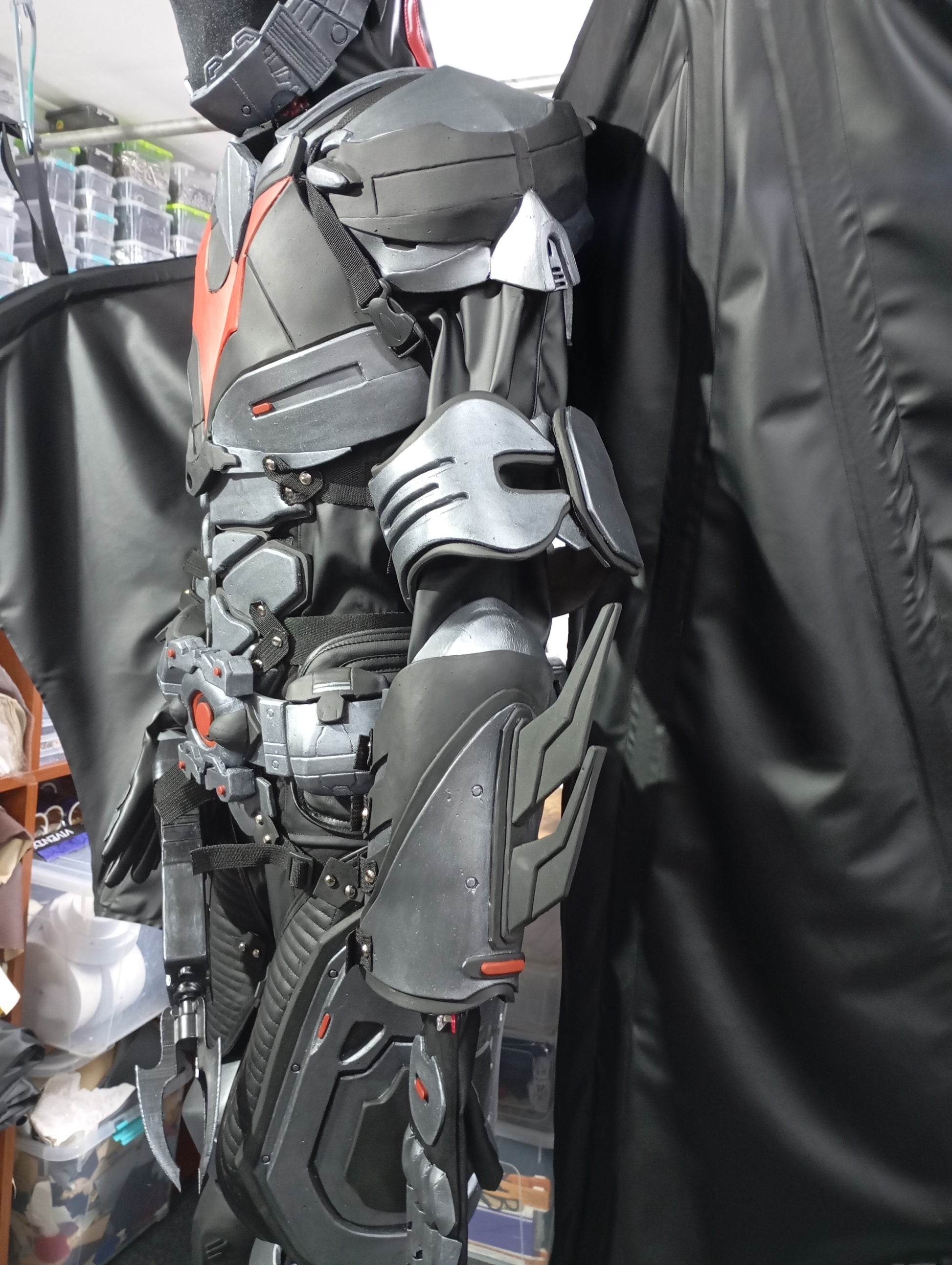 batman beyond cosplay on a motorcycle helmet Batman Beyond (Arkham Knight) custom cosplay – GNG Cosplay