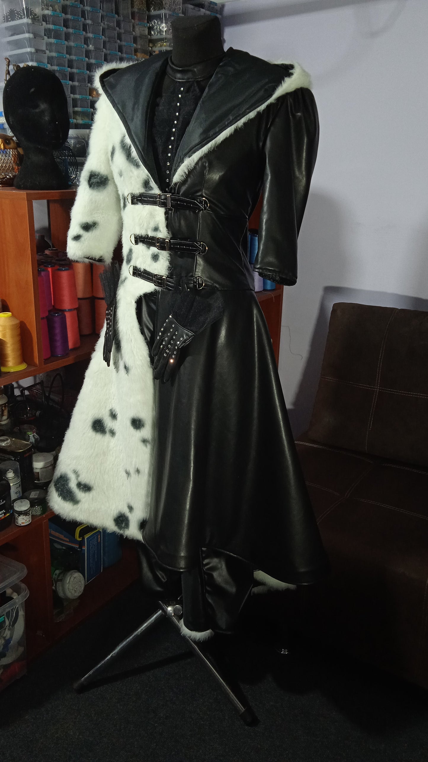 Cruella dalmatian outfit